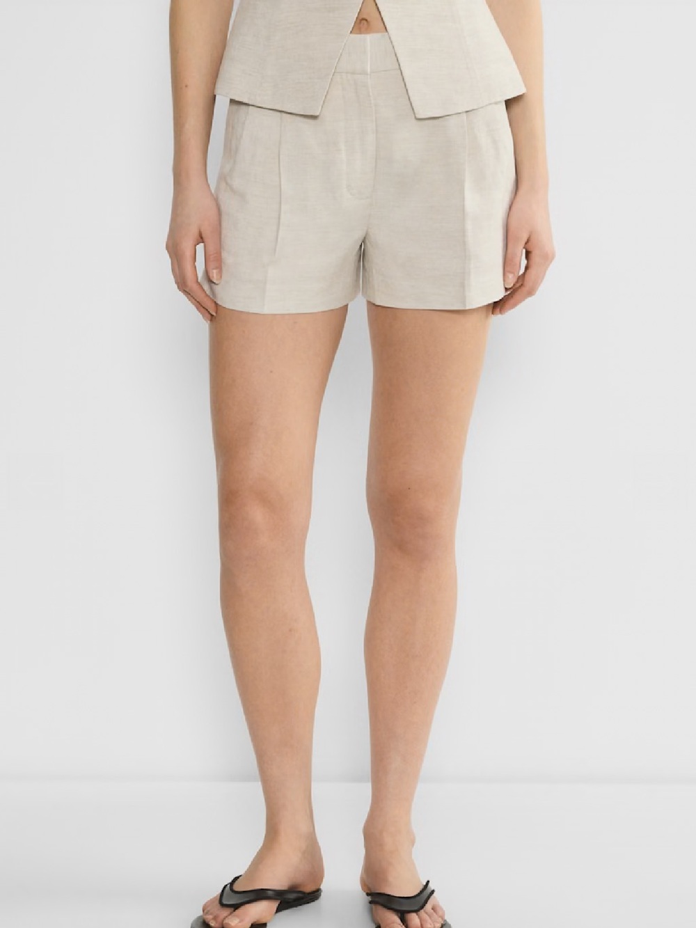 Aritzia effortless short (mini) - Picture 2 of 11